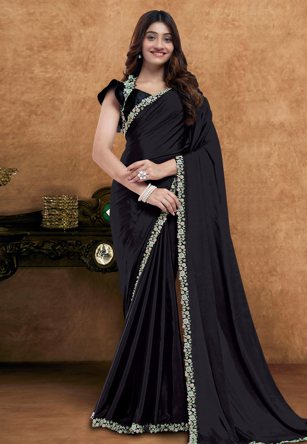 Black Crepe Silk Saree With Blouse 326469