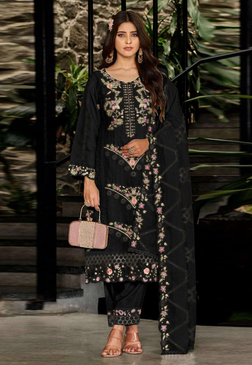 Black Faux Georgette Pakistani Suit 321197