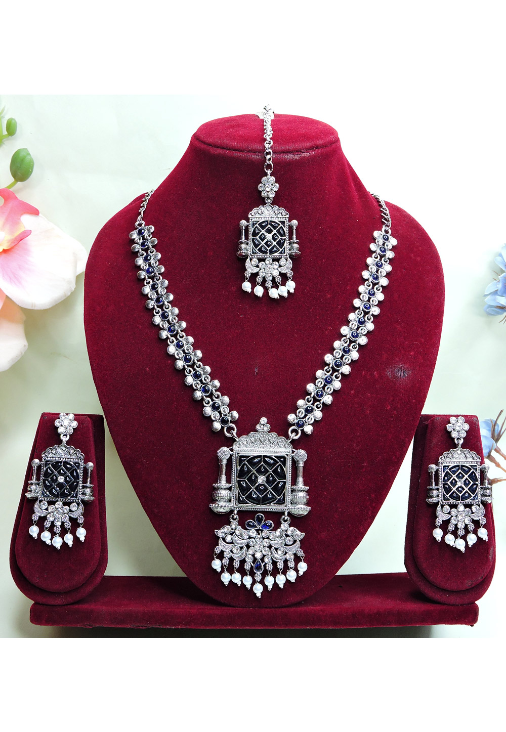 Black Oxidised Necklace Set With Earrings and Maang Tikka For Navratri 312759