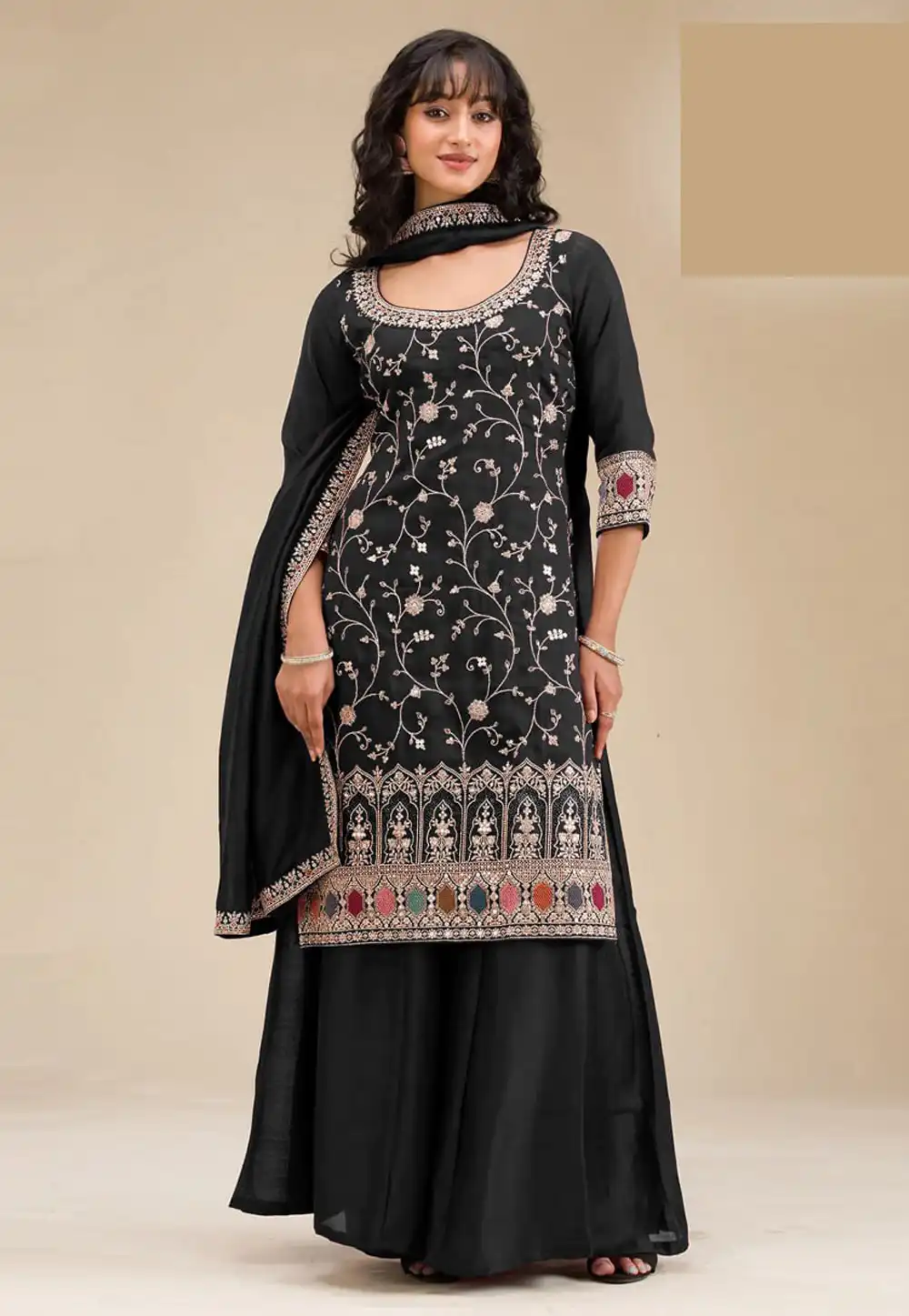 Black Silk Pakistani Suit 317289