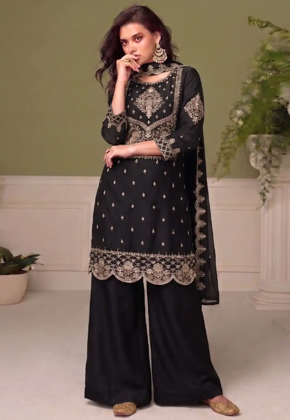 Black Silk Pakistani Suit 329746