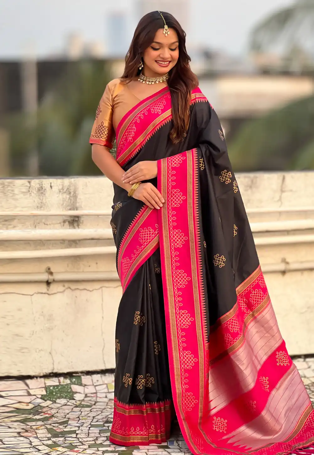 Black Silk Saree With Blouse 321065