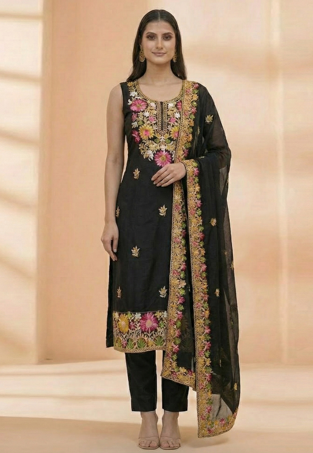 Black Silk Straight Suit 322579