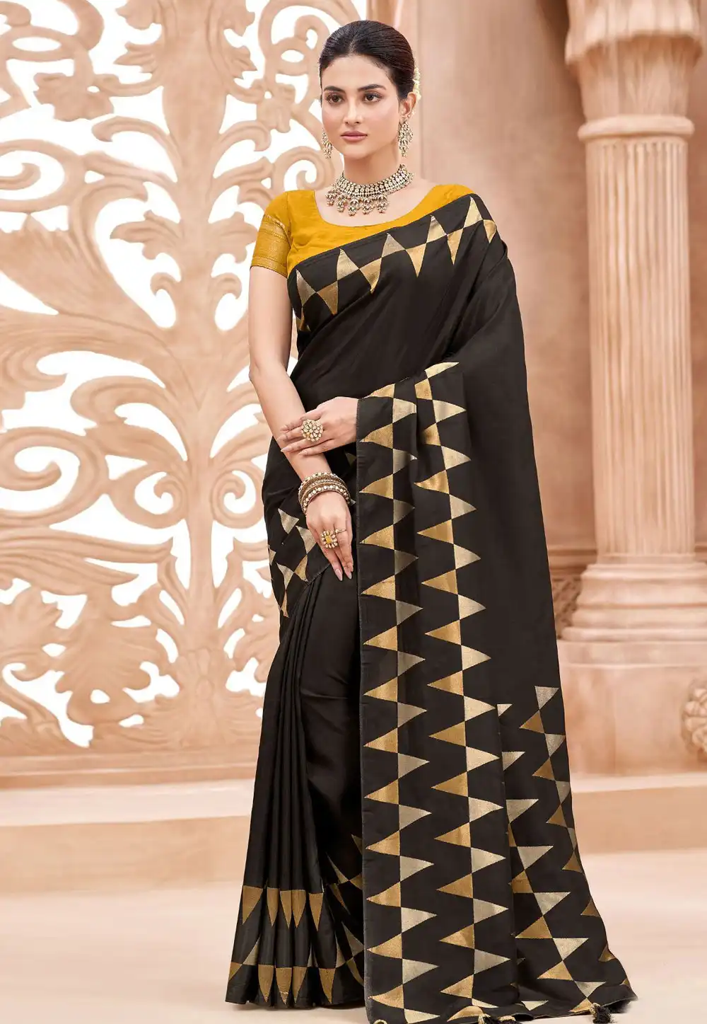 Black Viscose Saree With Blouse 325290
