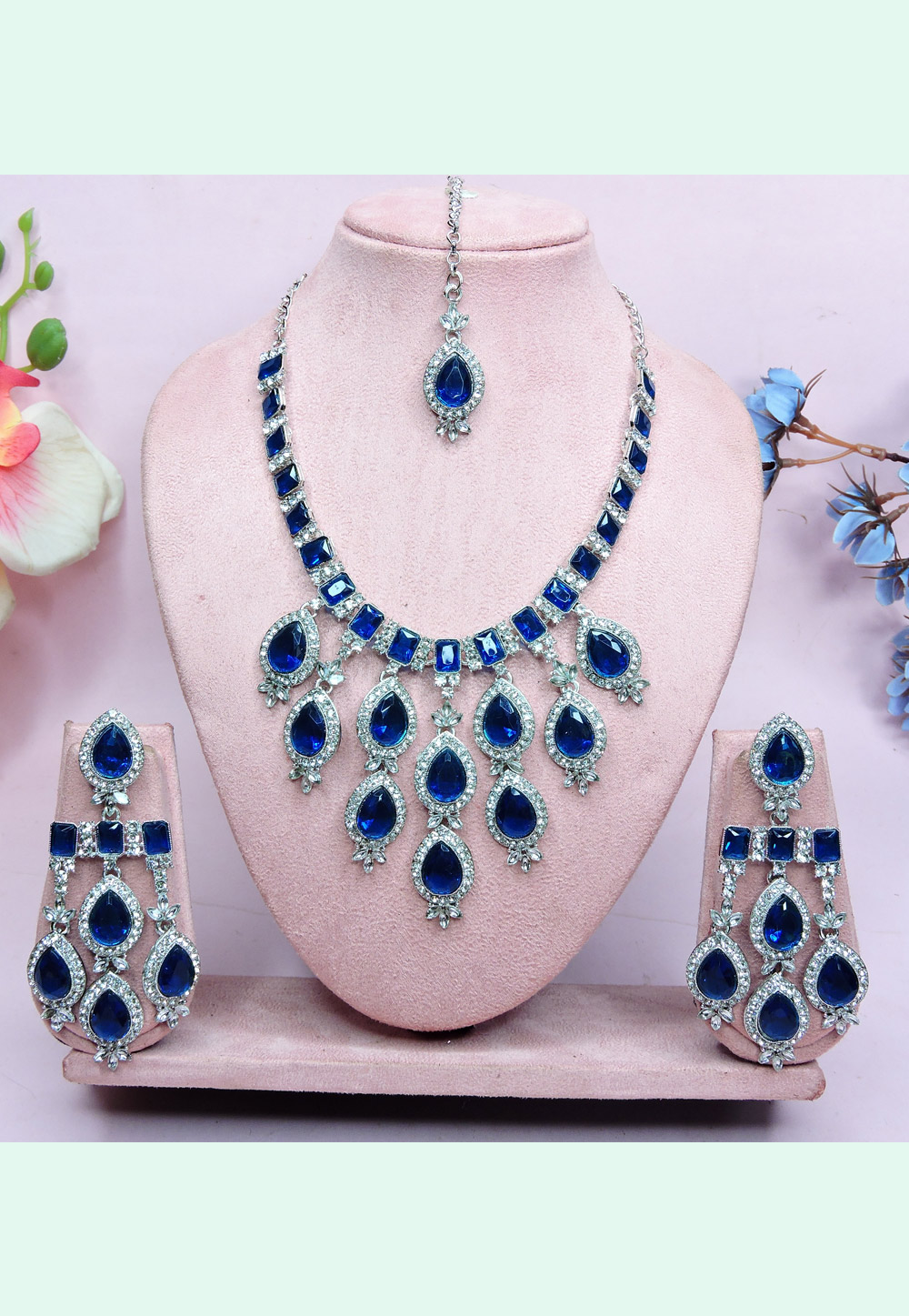 Blue Alloy Necklace Set With Earrings and Maang Tikka 312420