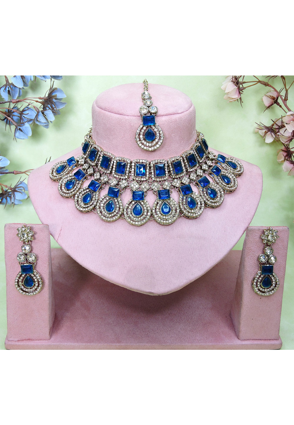 Blue Alloy Necklace Set With Earrings and Maang Tikka 329446