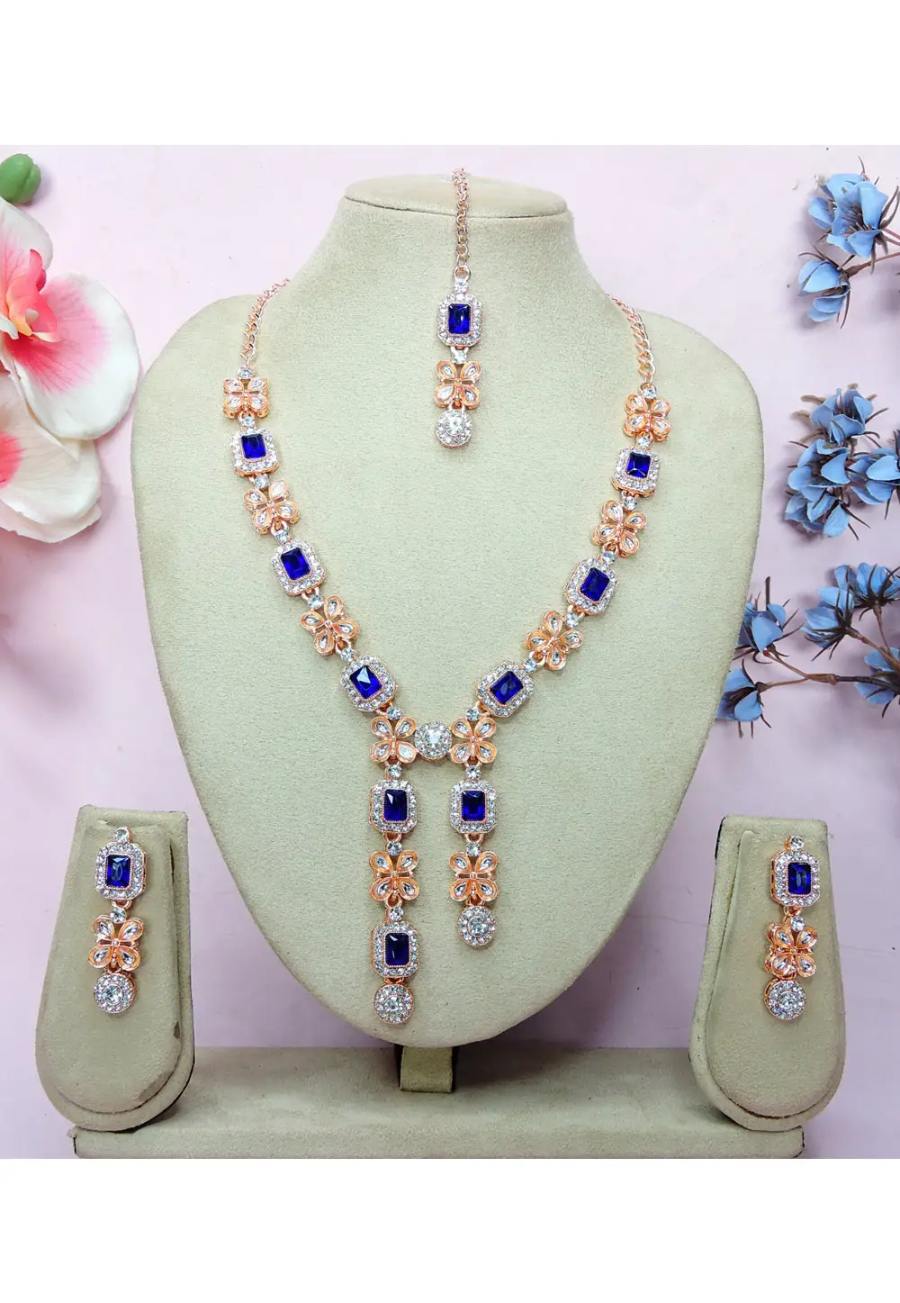 Blue Alloy Necklace Set With Earrings and Maang Tikka 336146
