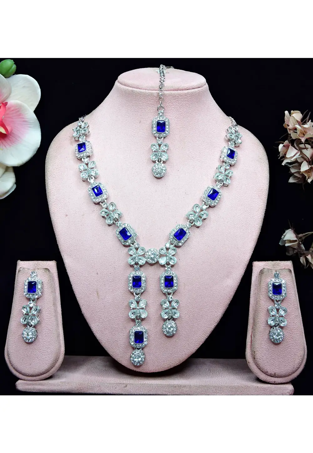 Blue Alloy Necklace Set With Earrings and Maang Tikka 336158