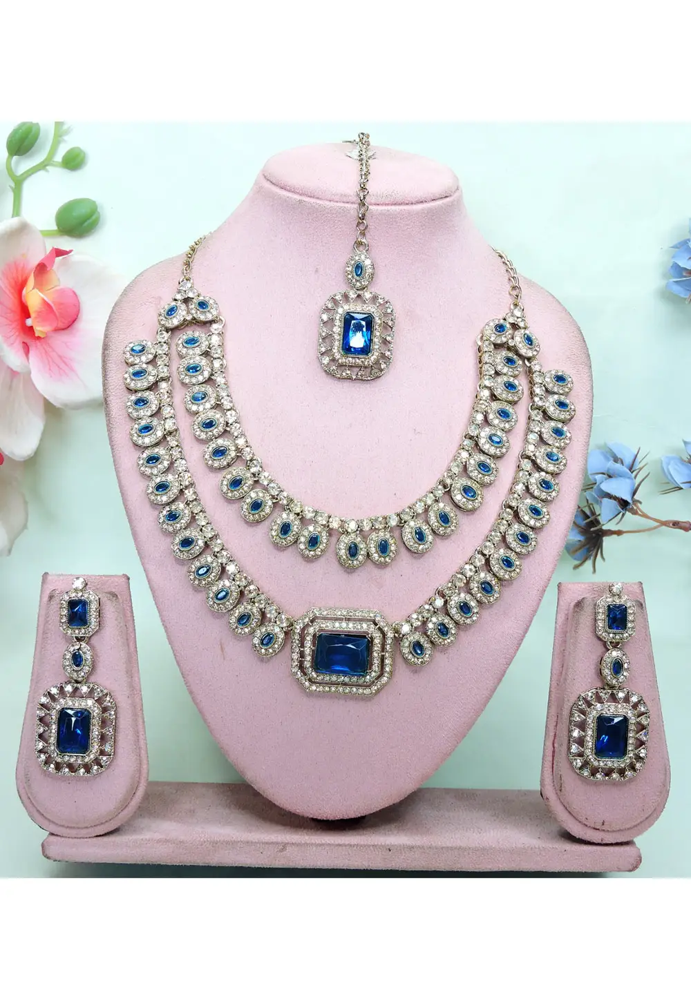 Blue Alloy Necklace Set With Earrings and Maang Tikka 336848
