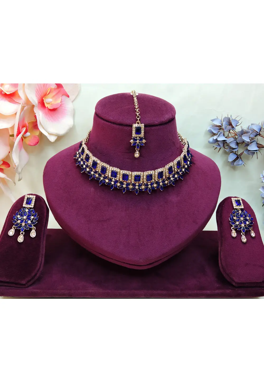 Blue Alloy Necklace Set With Earrings and Maang Tikka 337085