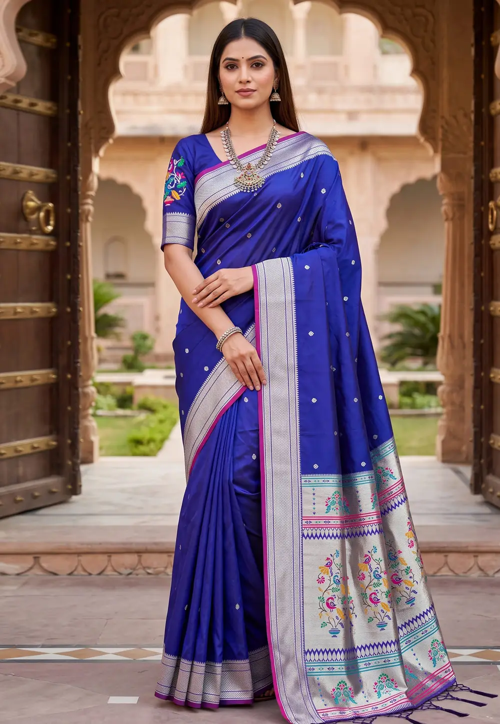 Blue Silk Paithani Saree 334384