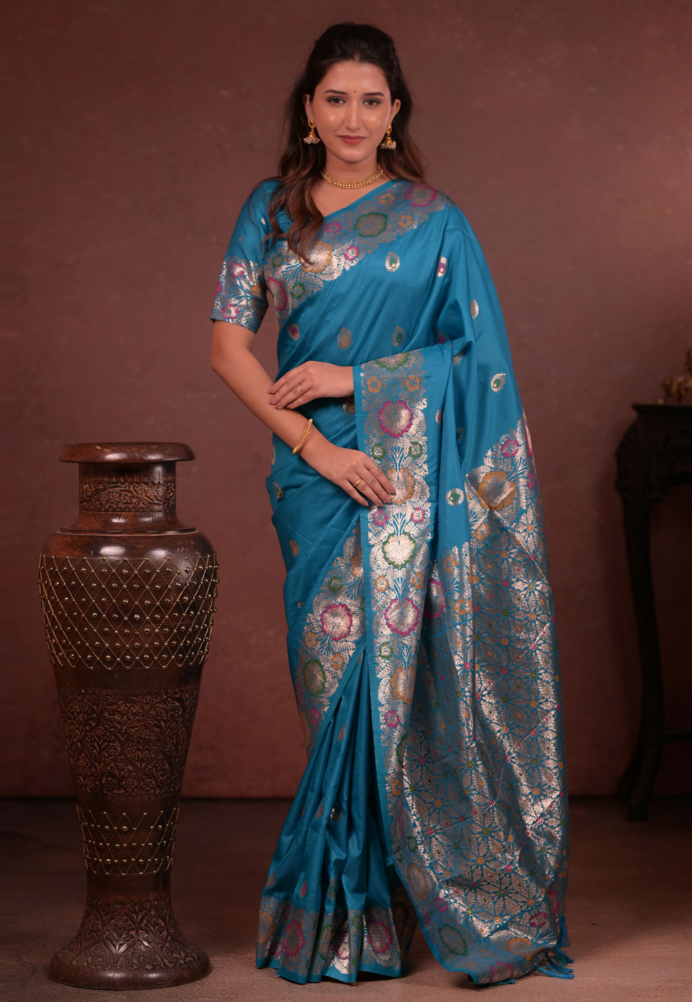 Blue Silk Saree With Blouse 329051