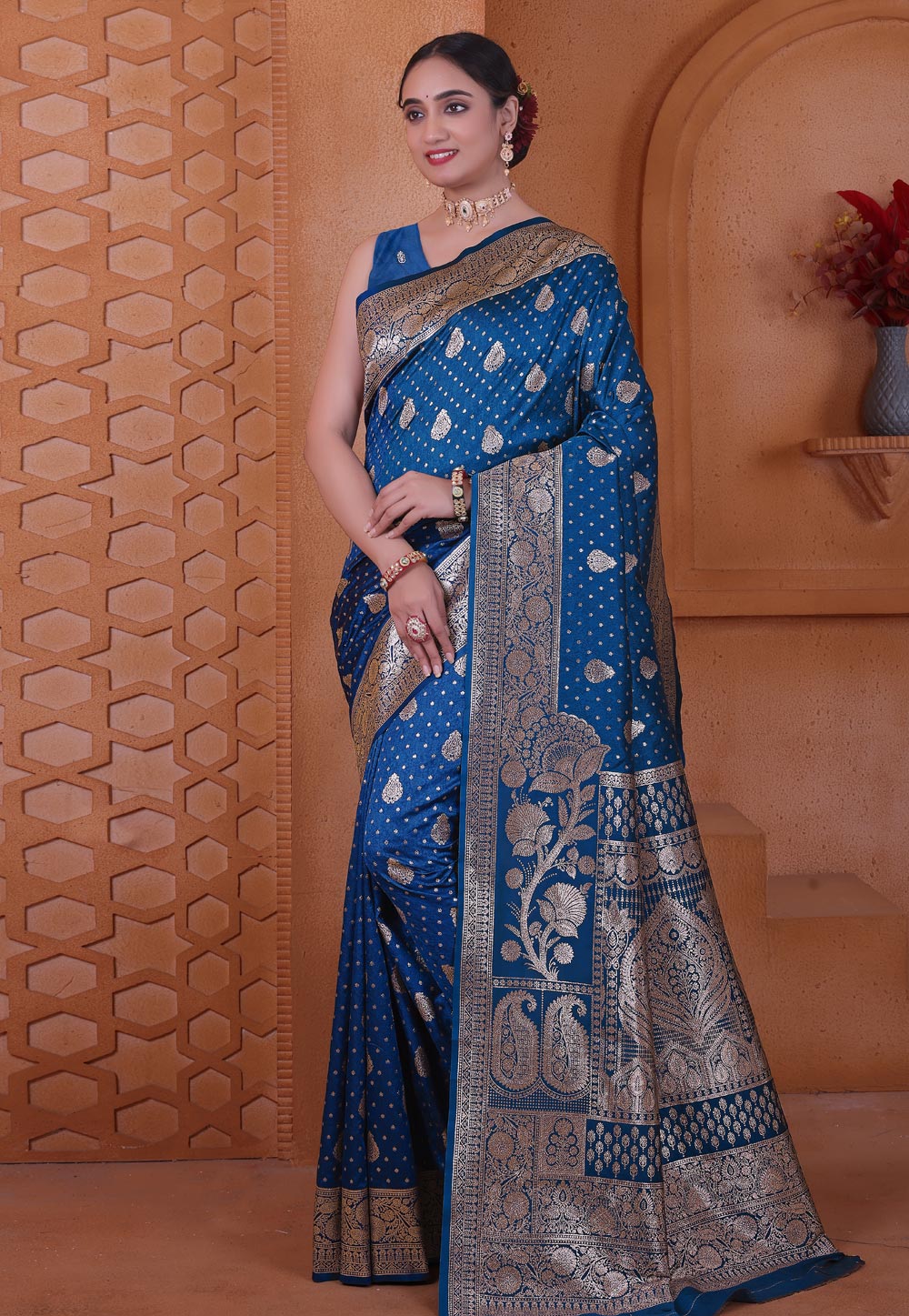Blue Silk Saree With Blouse 312297