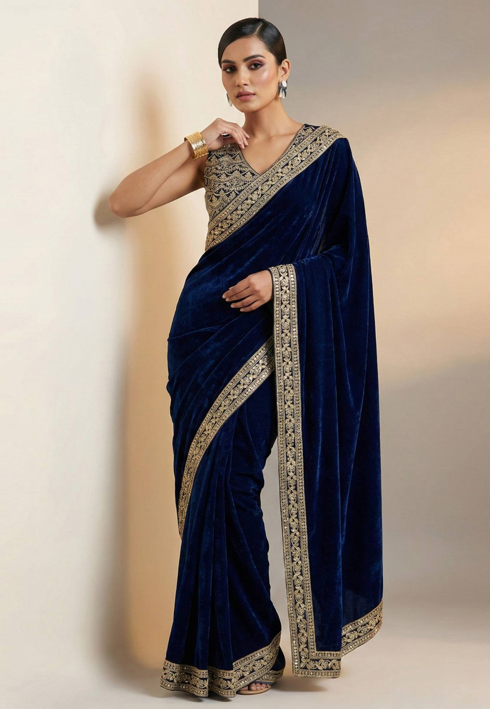 Blue Velvet Saree With Blouse 322353