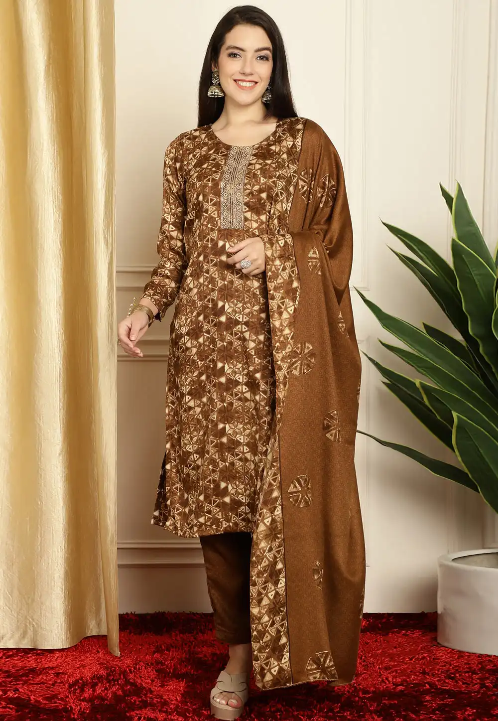 Brown Pashmina Pakistani Suit 311039