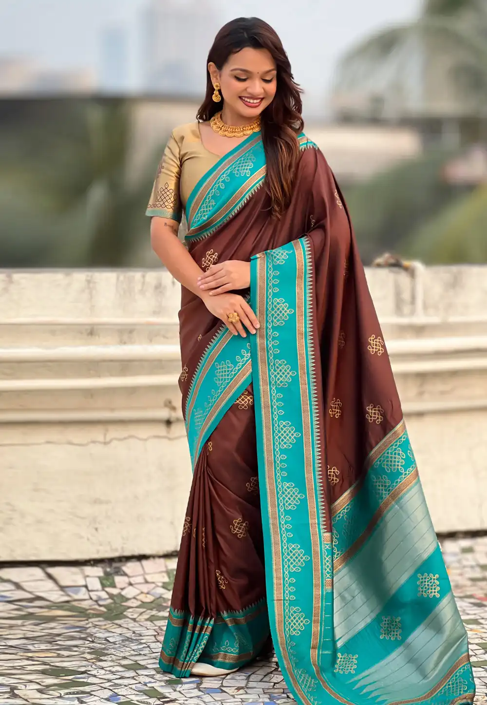 Brown Silk Saree With Blouse 321073