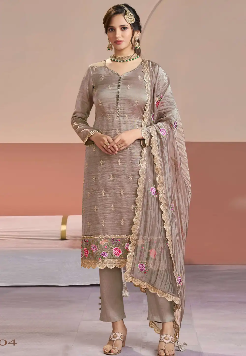 Brown Silk Straight Suit 327685
