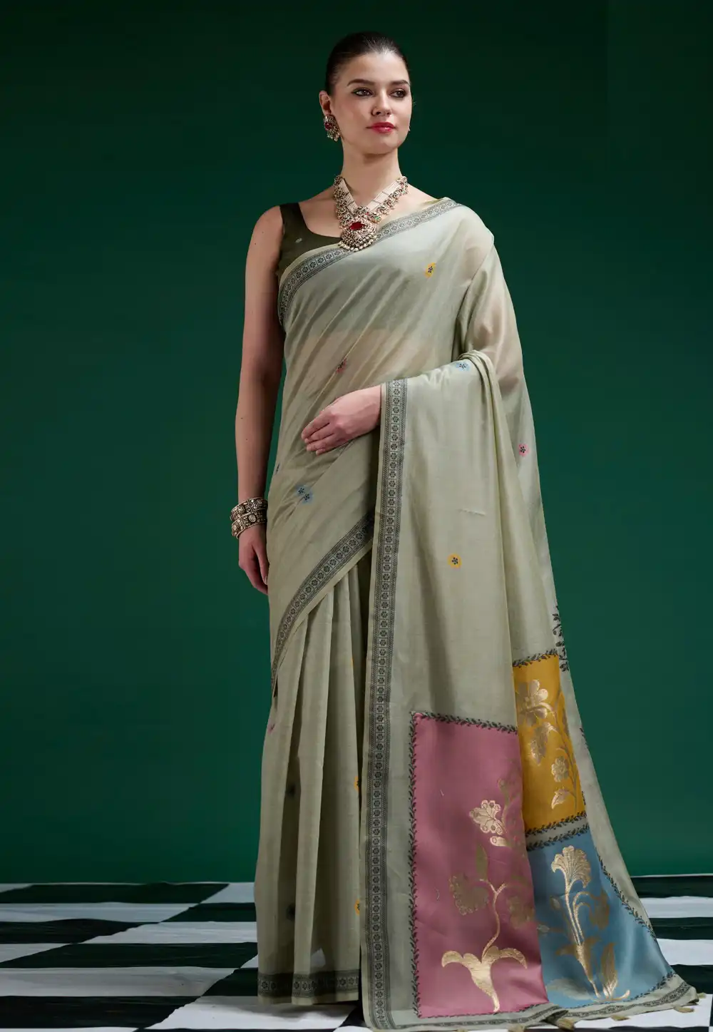 Camo Green Cotton Saree With Blouse 328196