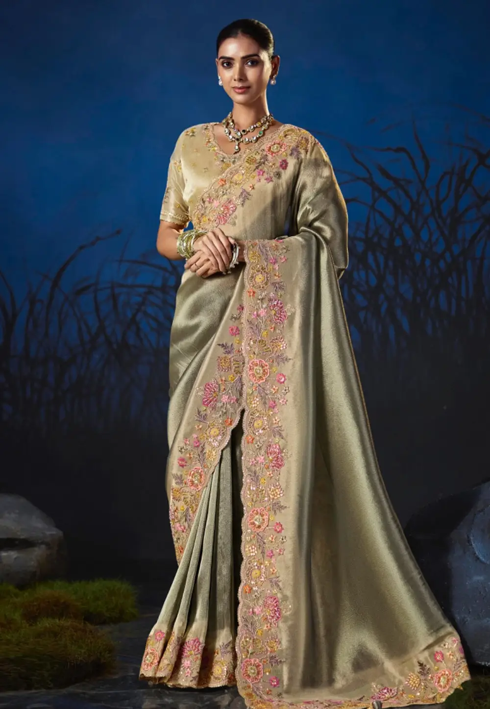 Camo Green Silk Saree With Blouse 335604