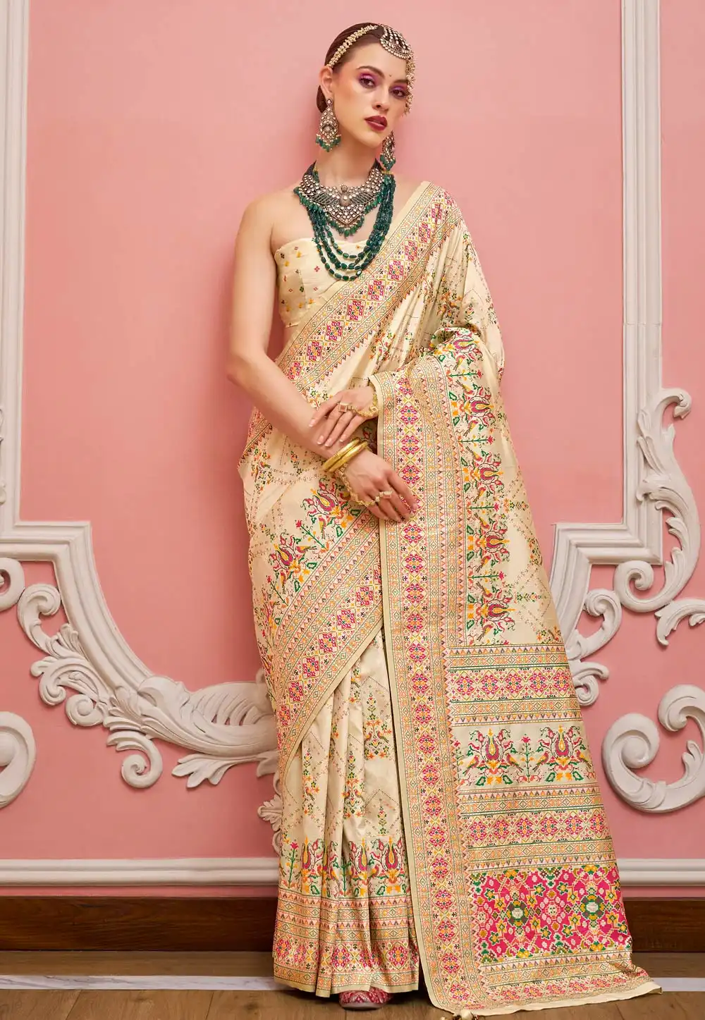 Cream Banarasi Silk Saree 320134