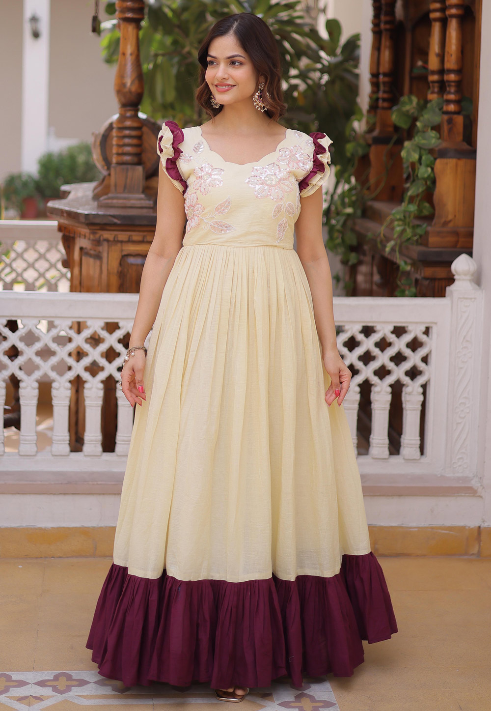 Cream Cotton Gown 324083