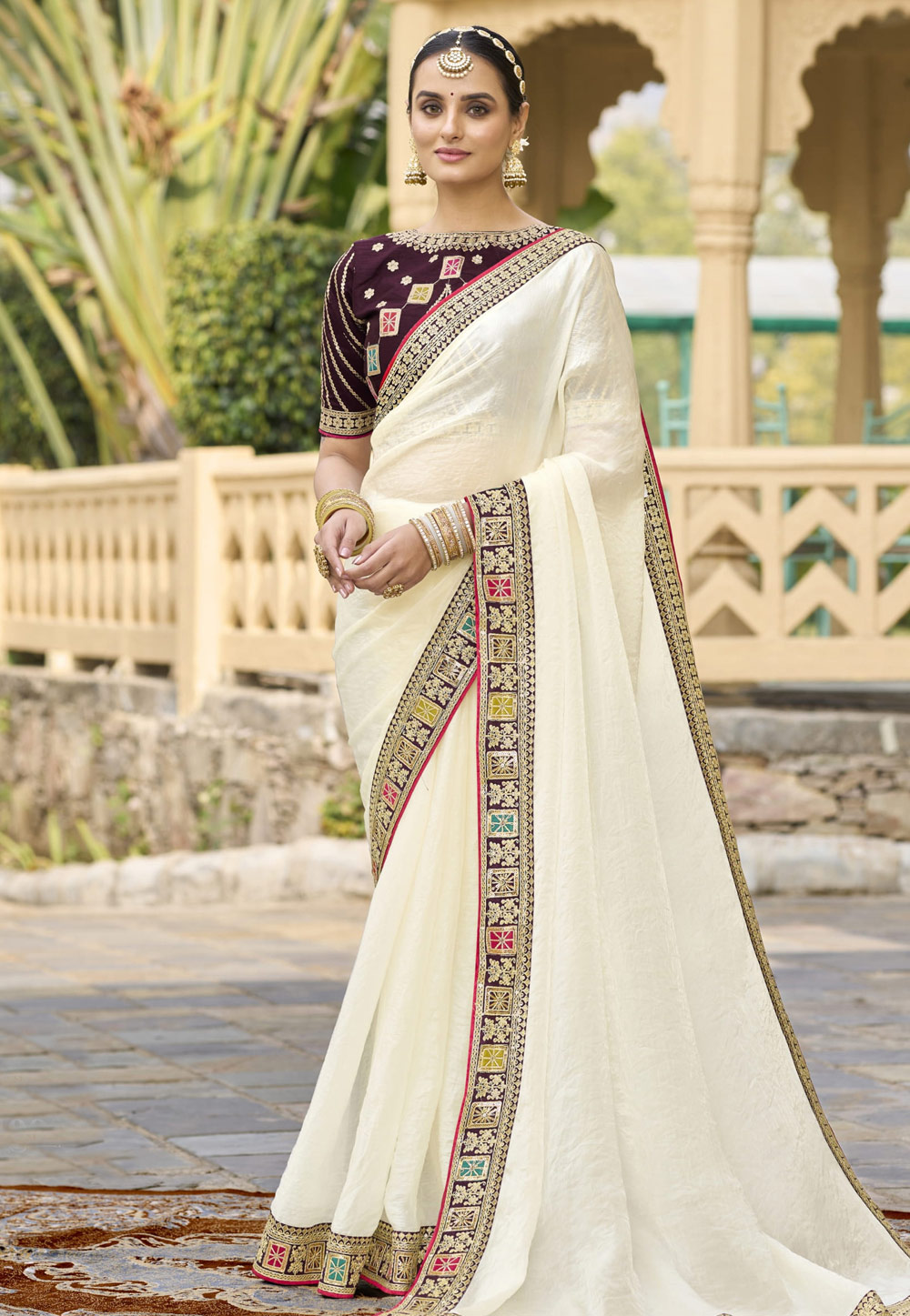 Cream Georgette Saree With Blouse 308370