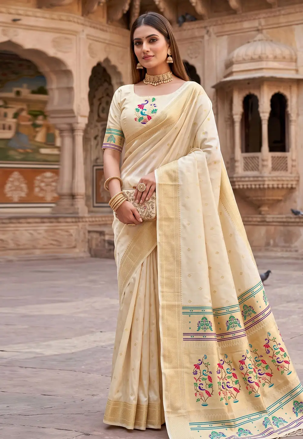 Cream Silk Paithani Saree 334390