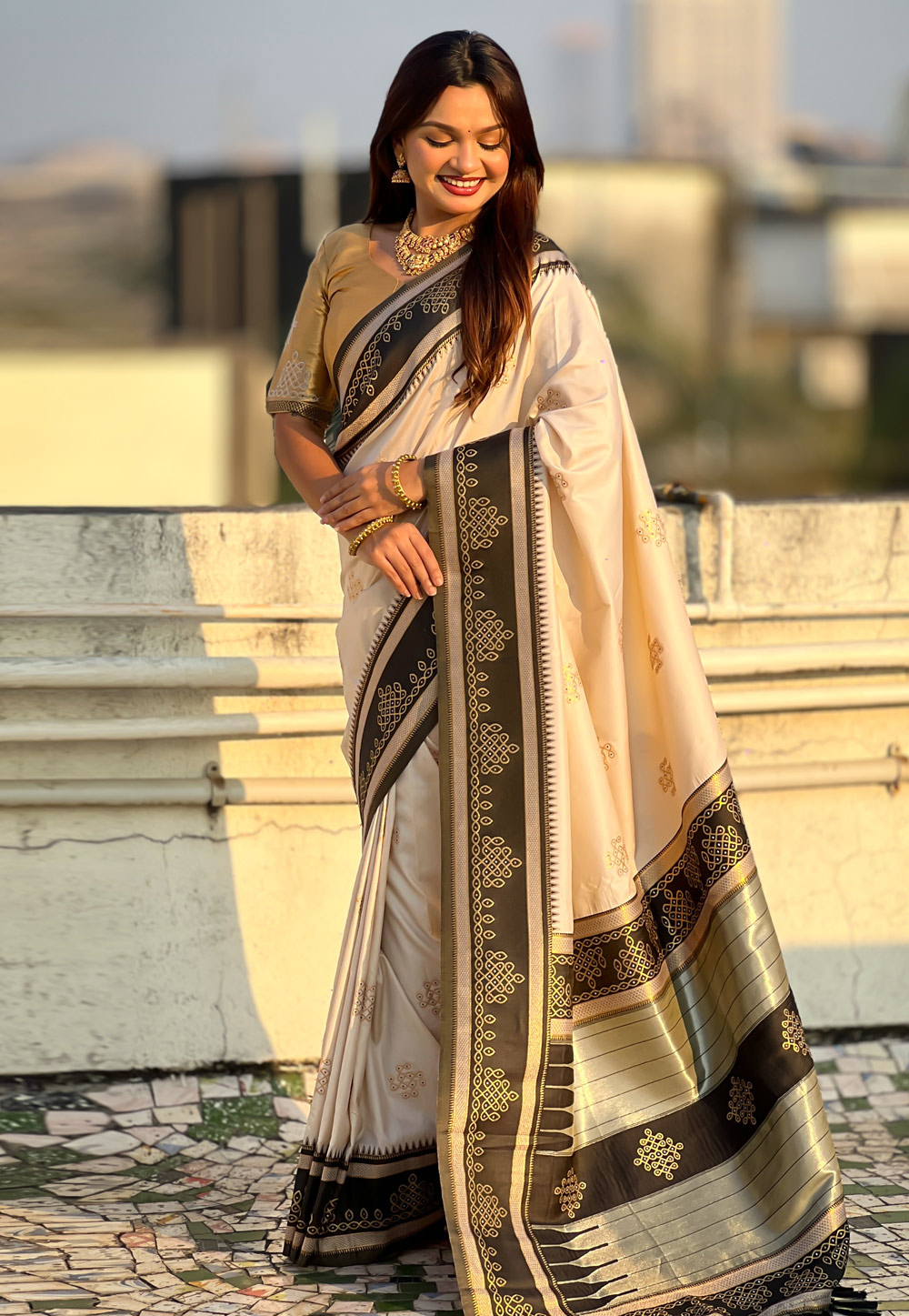 Cream Silk Saree With Blouse 321067