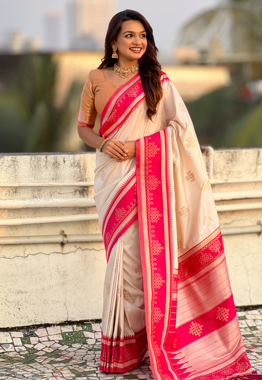 Cream Silk Saree With Blouse 321068