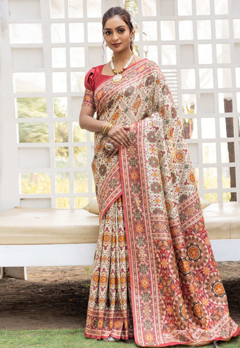 Cream Silk Saree With Blouse 307142