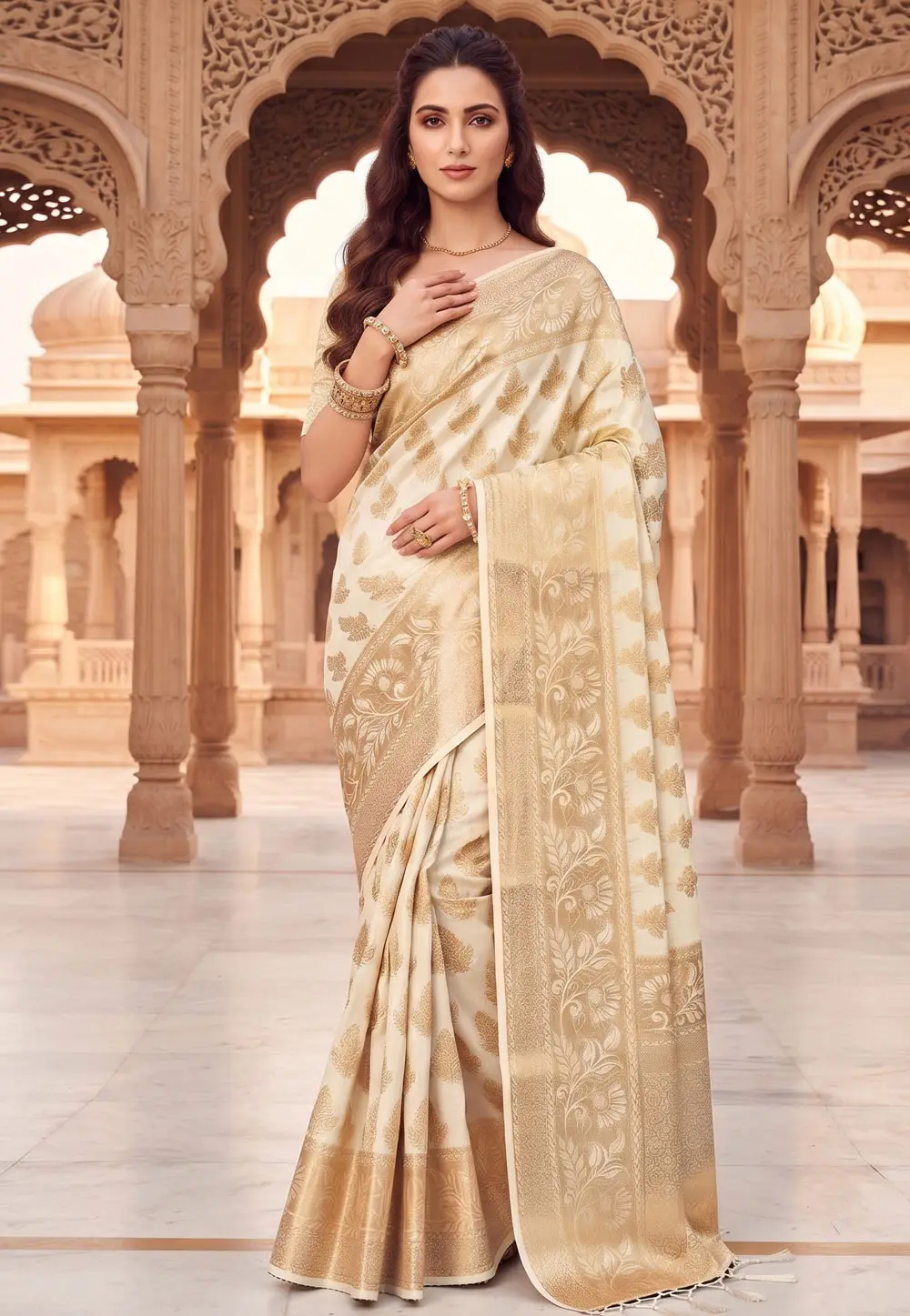 Cream Viscose Saree With Blouse 332435