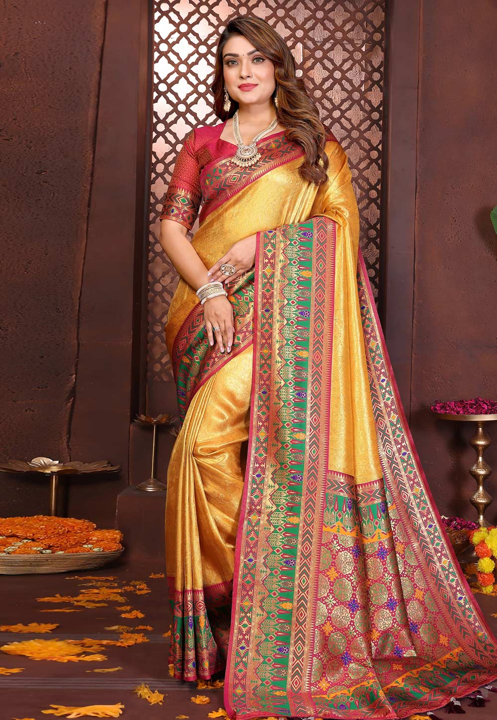 Golden Banarasi Silk Saree 321647