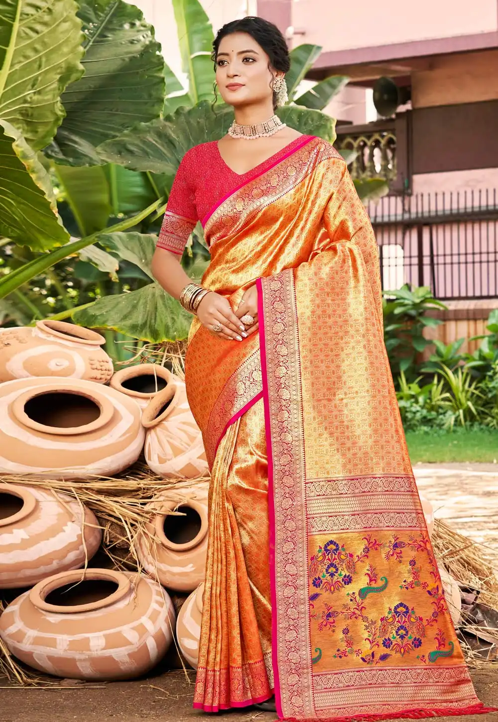 Golden Kanjivaram Silk Saree With Blouse 314104