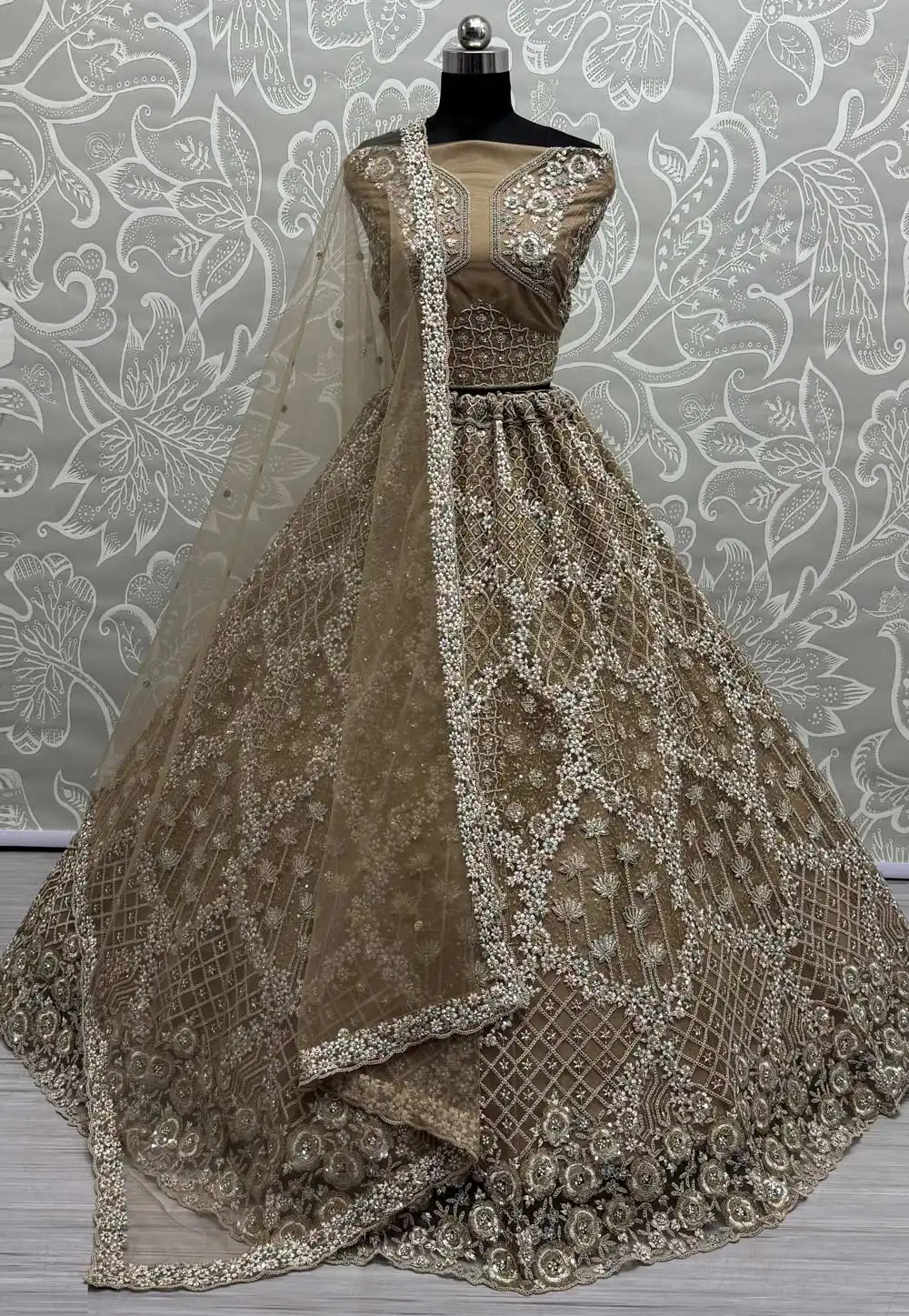 Golden Net Wedding Lehenga Choli 308695