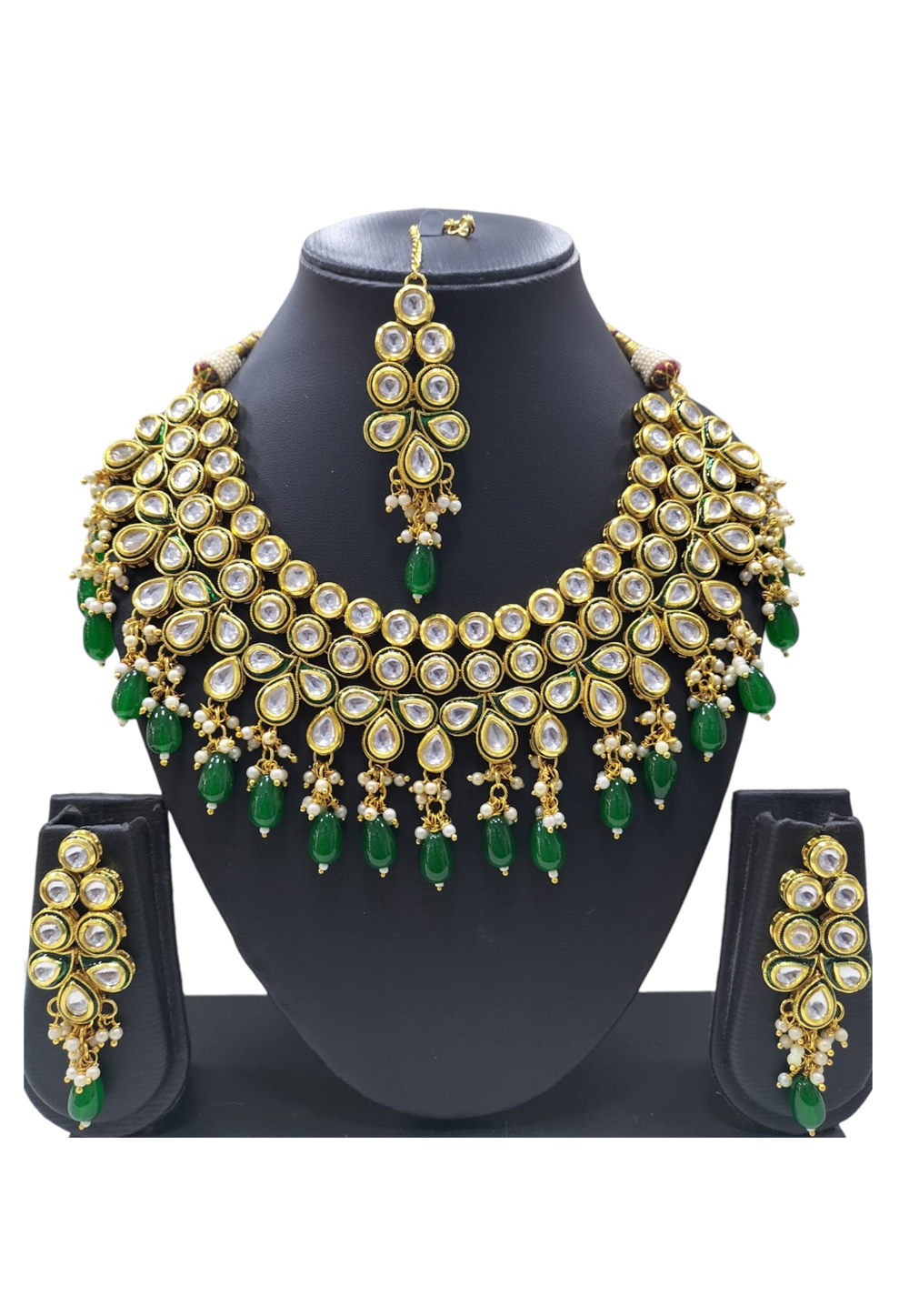 Green Alloy Necklace Set With Earrings and Maang Tikka 312920
