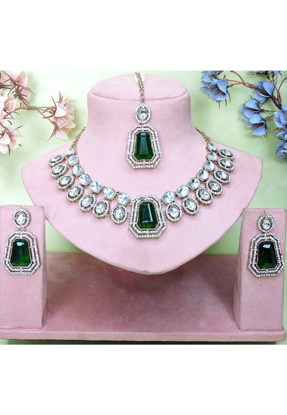 Green Alloy Necklace Set With Earrings and Maang Tikka 329837