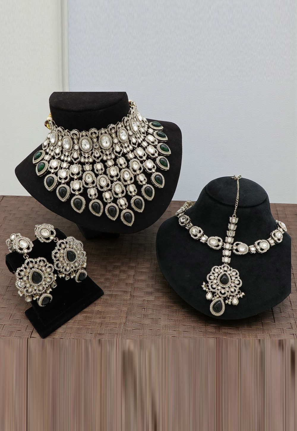 Green Alloy Necklace Set With Earrings and Maang Tikka 330194