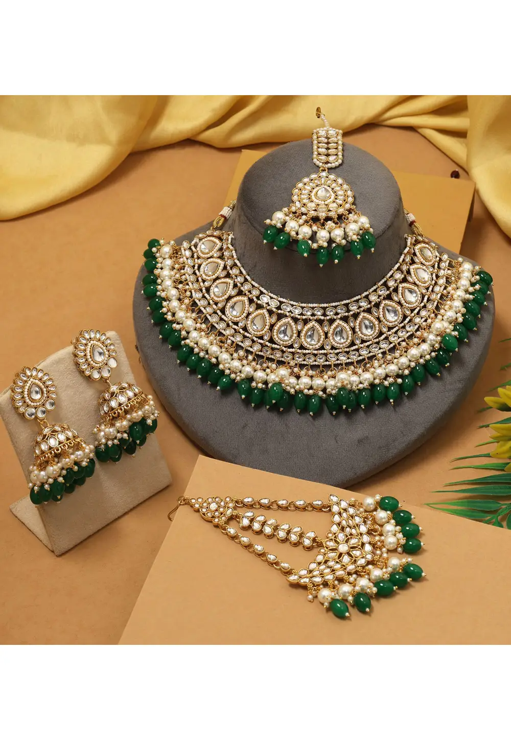Green Alloy Necklace Set With Earrings and Maang Tikka 333107