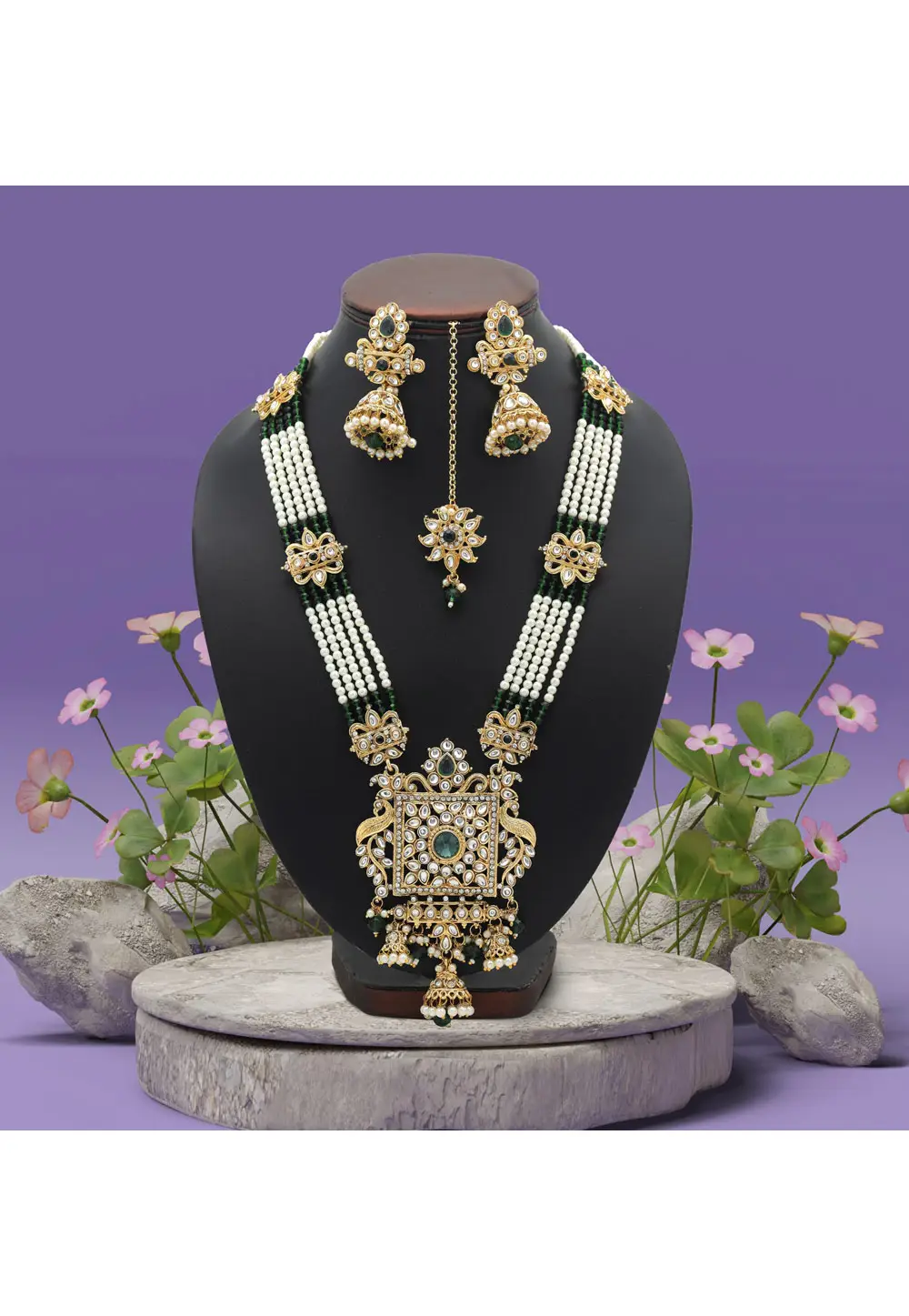 Green Alloy Necklace Set With Earrings and Maang Tikka 334084