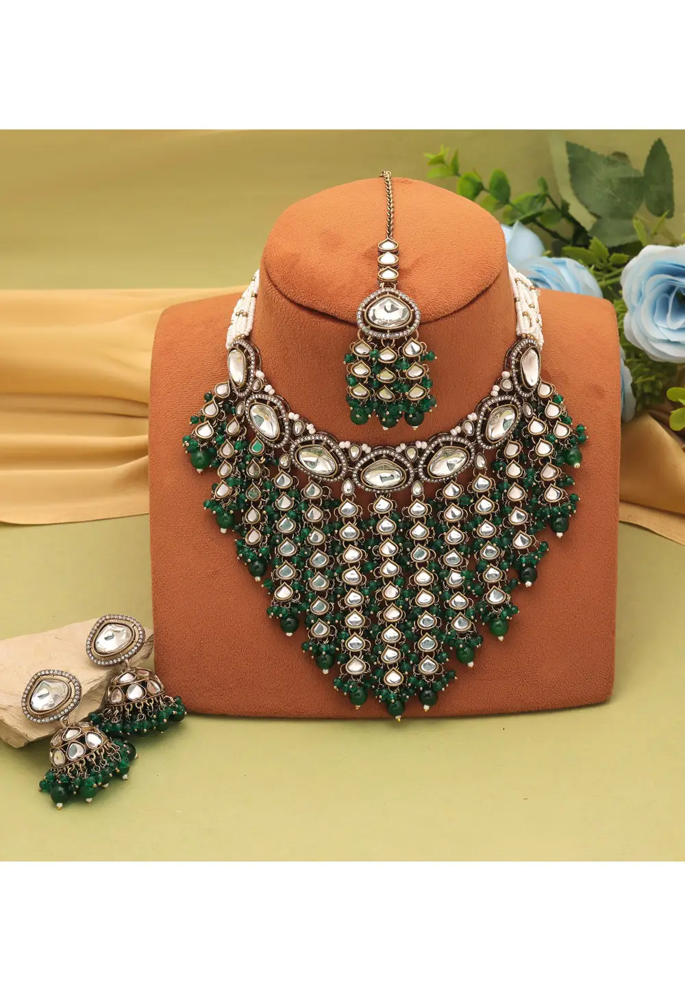 Green Alloy Necklace Set With Earrings and Maang Tikka 335210