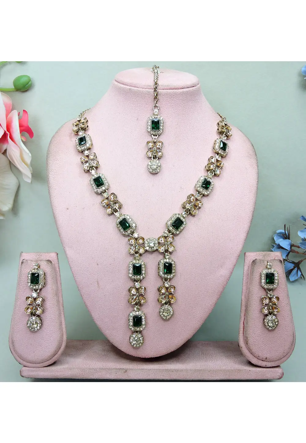 Green Alloy Necklace Set With Earrings and Maang Tikka 336137