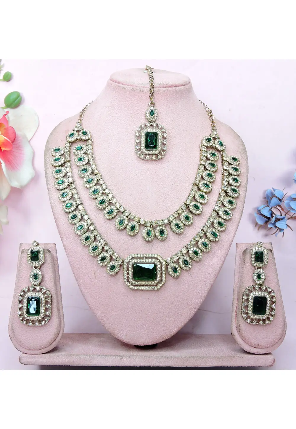 Green Alloy Necklace Set With Earrings and Maang Tikka 336841