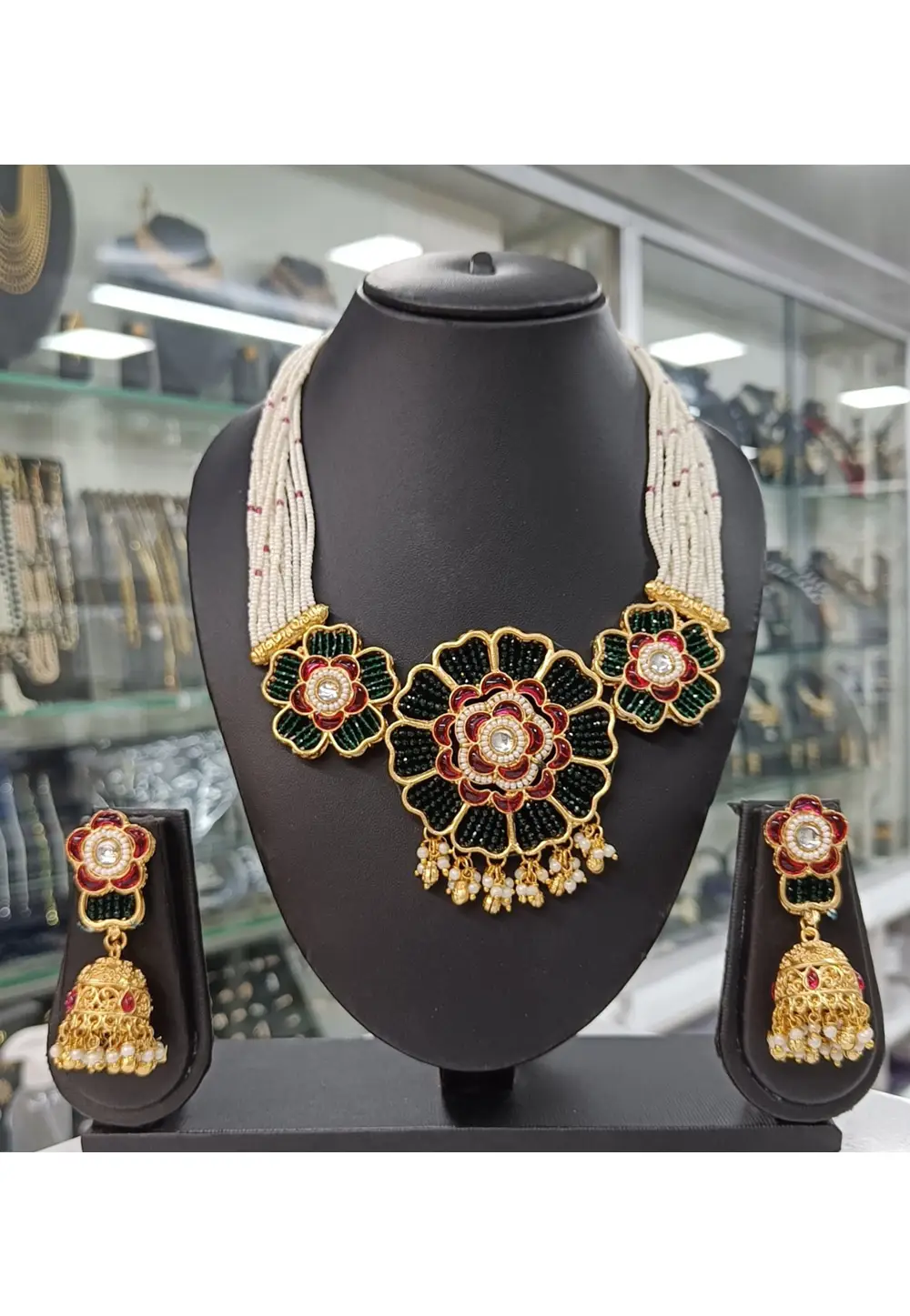 Green Alloy Necklace With Earrings 330965