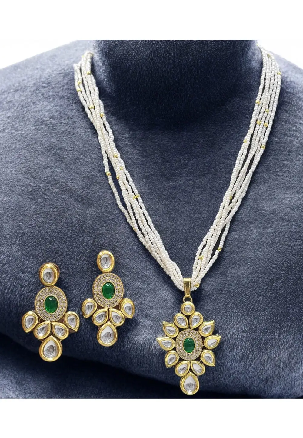 Green Alloy Necklace With Earrings 332524