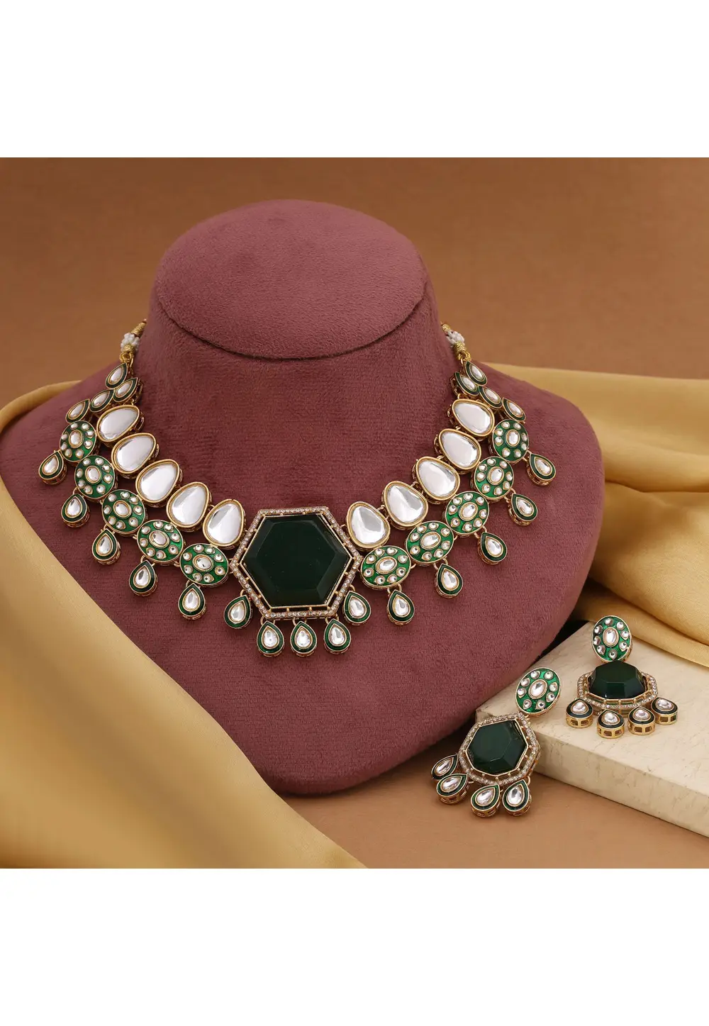 Green Alloy Necklace With Earrings 333740