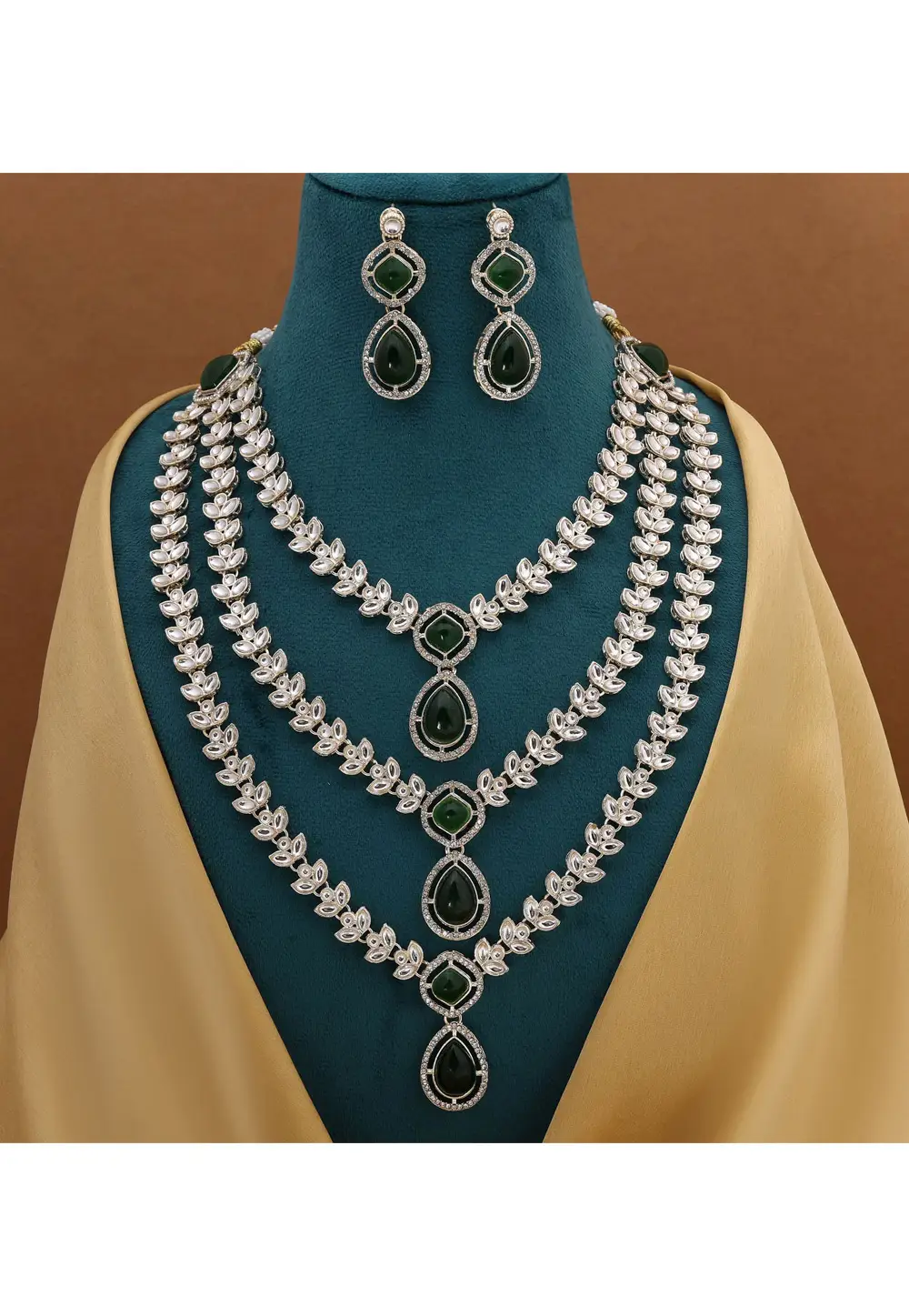 Green Alloy Necklace With Earrings 334080