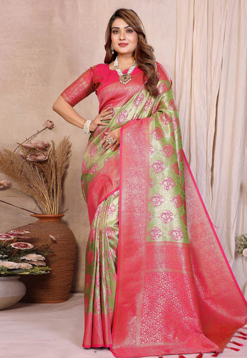 Green Banarasi Silk Saree 320624