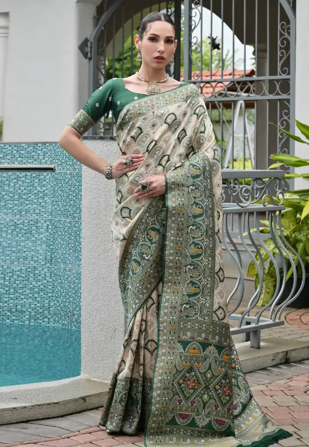Green Banarasi Silk Saree 324338
