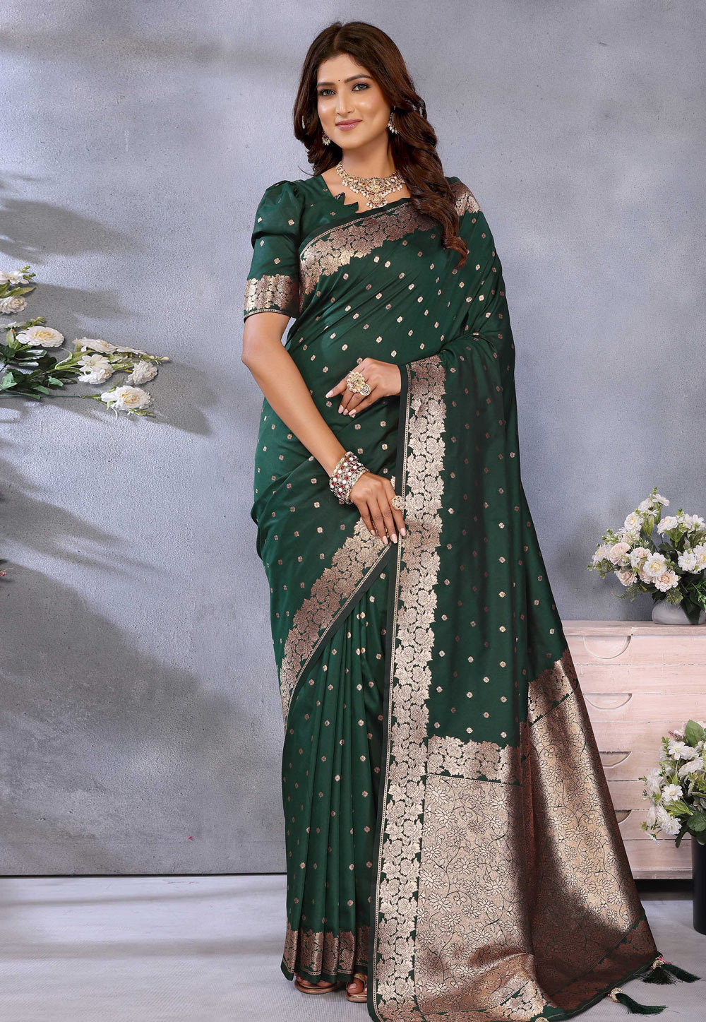 Green Banarasi Silk Saree With Blouse 311614