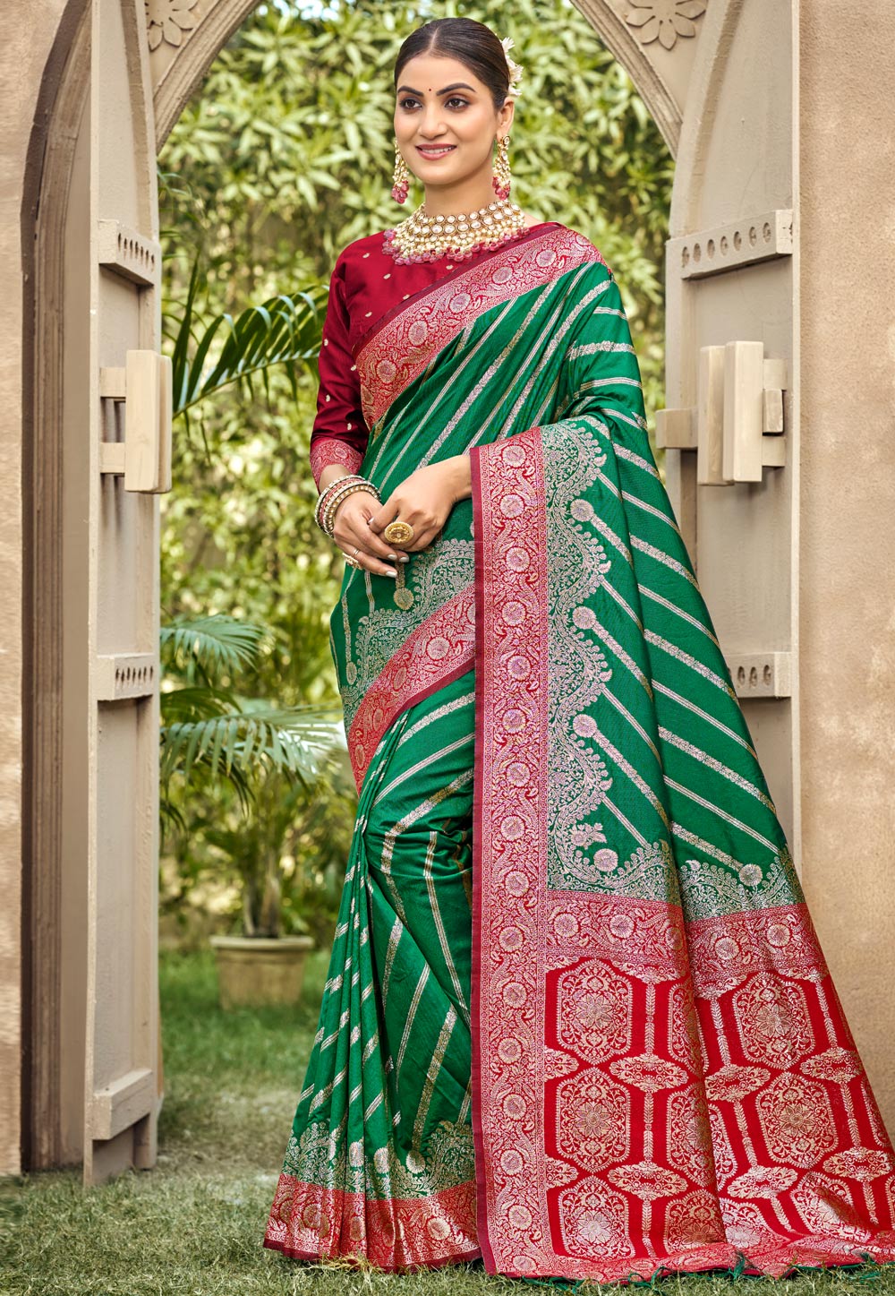 Green Banarasi Silk Saree With Blouse 324350